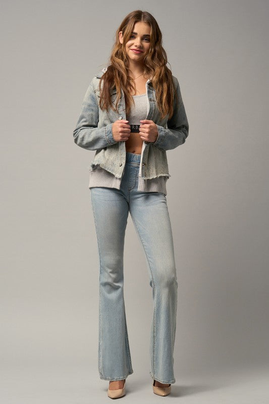 Wide Elastic Flare Jeans