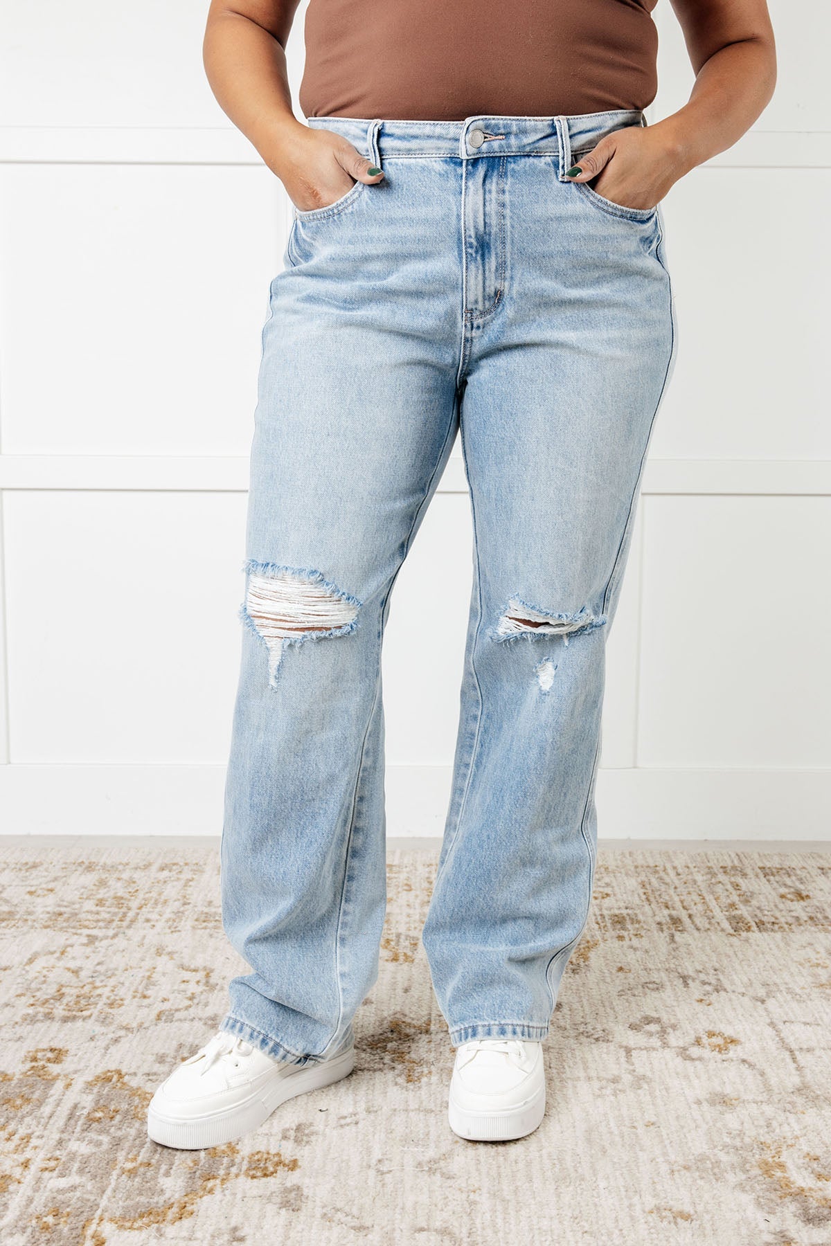 Patricia High Rise Rigid Magic 90's Straight Jeans