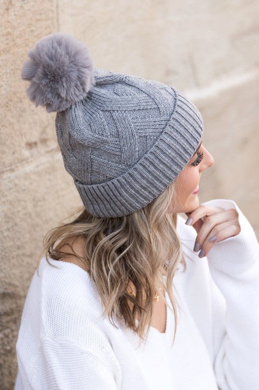 Chunky Knit Fur Pom Beanie - Emmie Gray Boutique