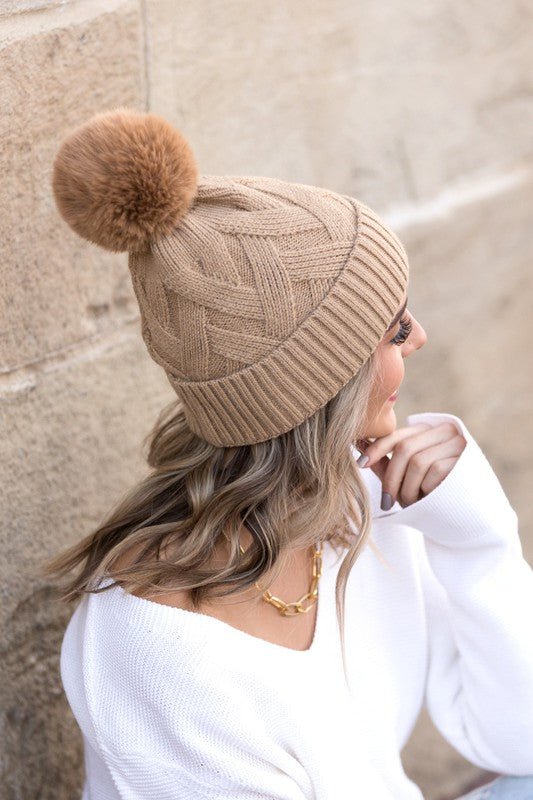 Chunky Knit Fur Pom Beanie - Emmie Gray Boutique