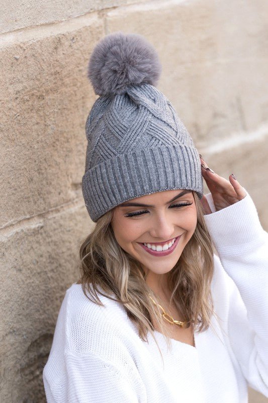 Chunky Knit Fur Pom Beanie - Emmie Gray Boutique